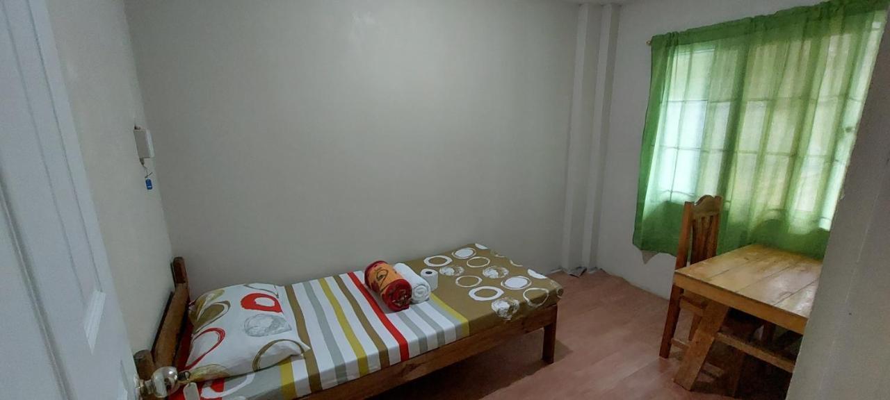 Koinonia Retreat Center Hotel Baguio City Room photo